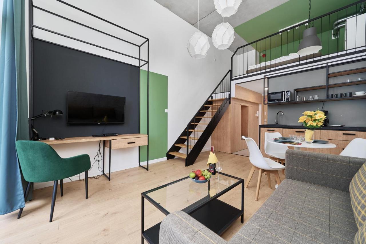 Mezzanine Studio Apartments Zarembowicza Wroclaw Airport By Renters Buitenkant foto