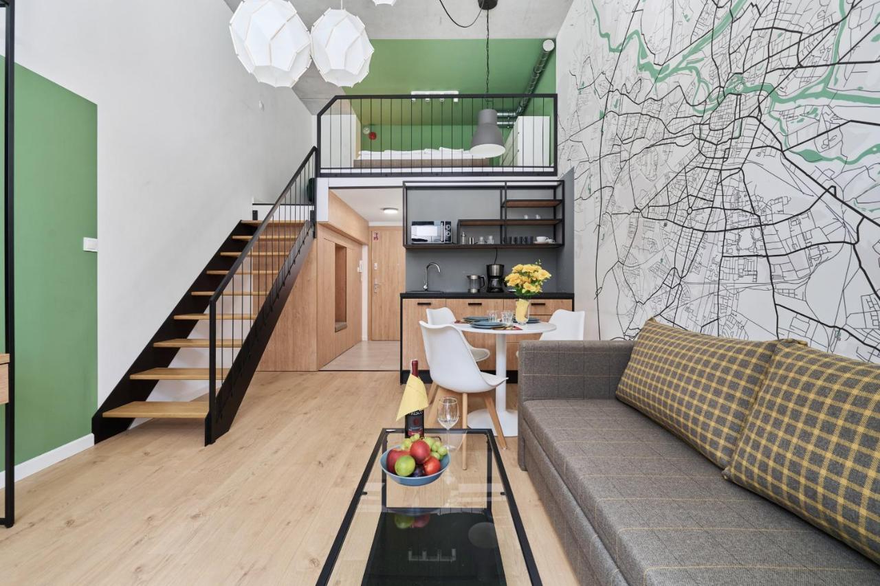 Mezzanine Studio Apartments Zarembowicza Wroclaw Airport By Renters Buitenkant foto