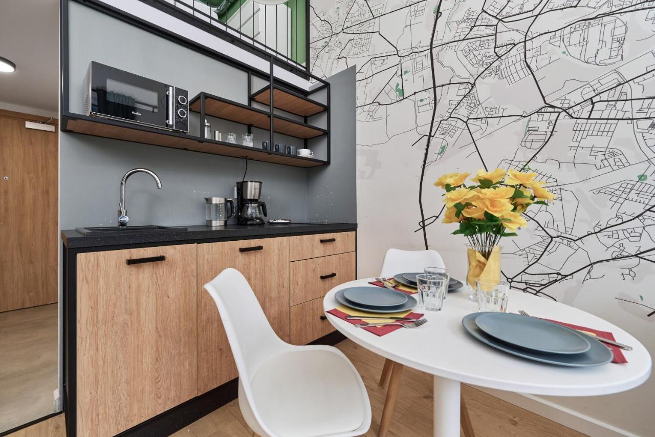 Mezzanine Studio Apartments Zarembowicza Wroclaw Airport By Renters Buitenkant foto