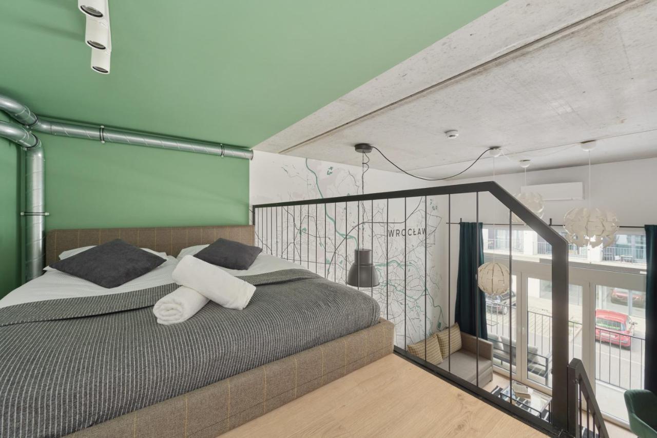 Mezzanine Studio Apartments Zarembowicza Wroclaw Airport By Renters Buitenkant foto