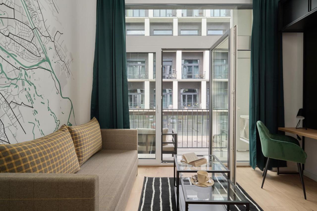 Mezzanine Studio Apartments Zarembowicza Wroclaw Airport By Renters Buitenkant foto